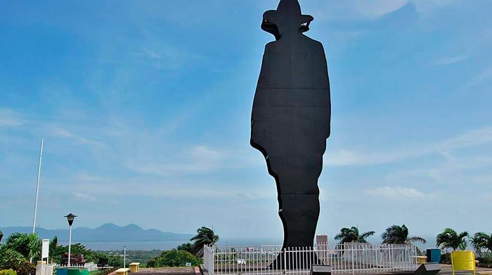 Juventud Sandinista renueva votos ante el general Sandino