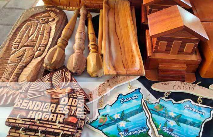 Artesanos celebran su día con ferias