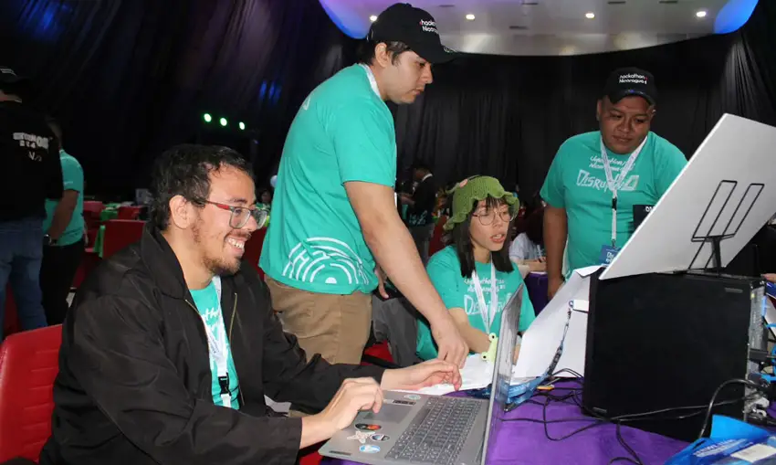 Soraya Isabel Madrigal Borge: La campeona del hackathon