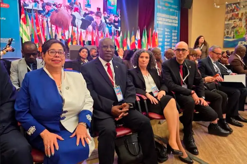 Nicaragua y China firman acuerdo para cirugías ortopédicas con alta tecnología